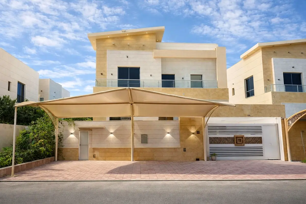🏡 فيلا للإيجار في الياسمين  ✨ 5 غرف نوم ماستر ✨ مجلس ✨ صالة واسعة ✨ غرفة خادمة ✨ موقع مميز  💰 الإيجار: 115,000 درهم سنوياً