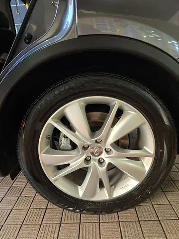 2018 Infiniti QX70 照片 11