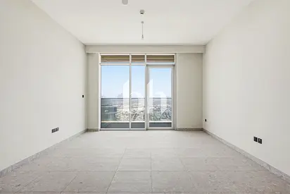Managed | High Floor | Golf Course View | Vacant