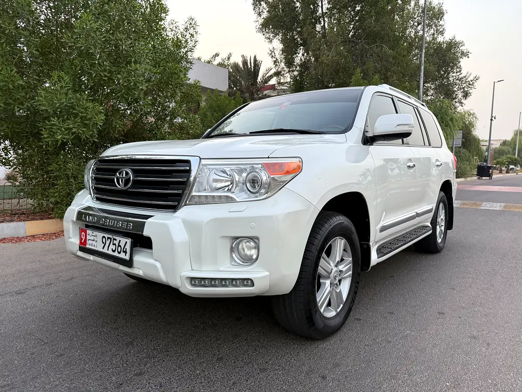 2015 Toyota Land Cruiser GXR