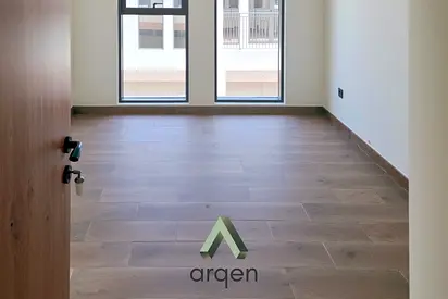 Single Row | Brand New 4-Bedroom | Ready to Move In