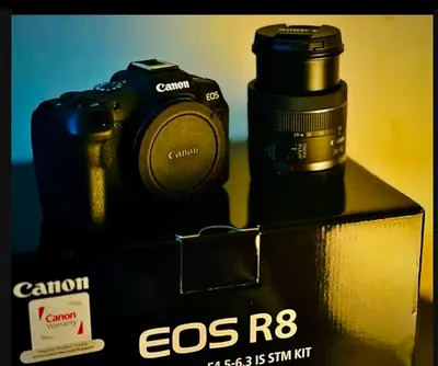 Canon EOS R8 mirrorless camera with kit lens (boxed) - UAE