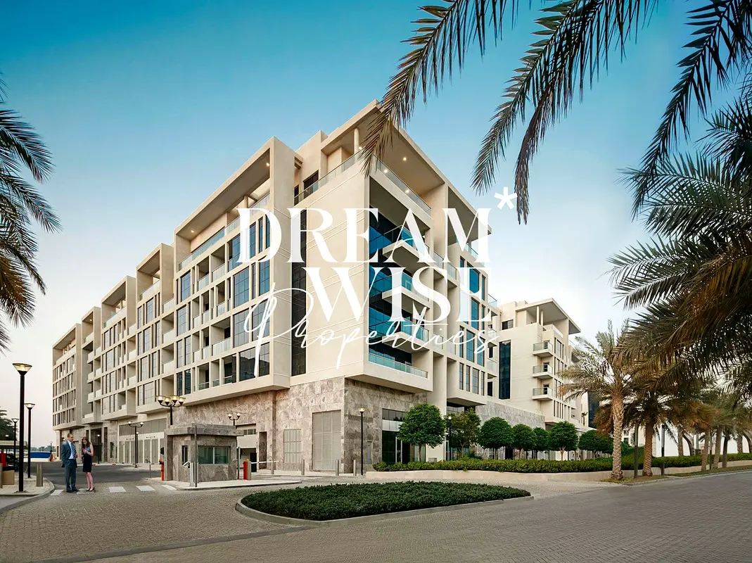 Spacious Apartment | Stunning Panoramic Views