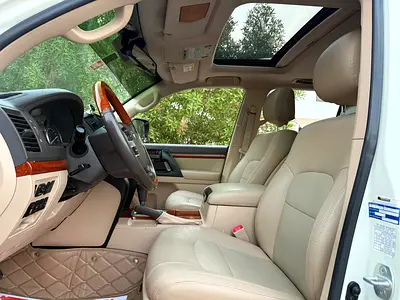 2015 Toyota LAND CRUISER — фото 2