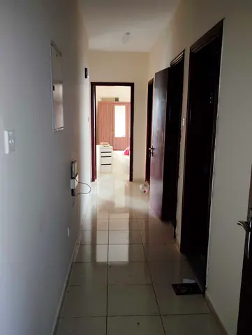 WE HAVE 1BHK APARTMENT NEAR ROLLA PARK JUST 20K