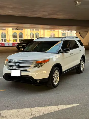 2015 Ford Explorer Full option 7 seater