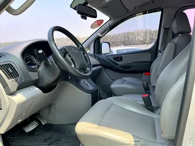 صورة 7 لـ 2018 Hyundai H1