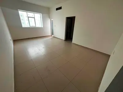 شقة مميزة في الجرف 2 بإطلالة وبلكونة – 33 ألف