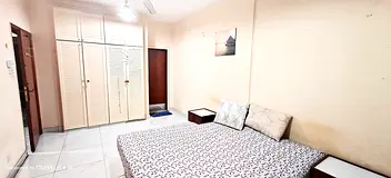 Master bedroom for Couple/ family. No Commission. Direct from owner.