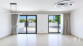 Spacious | Prime Location | Corner Unit | Upgraded