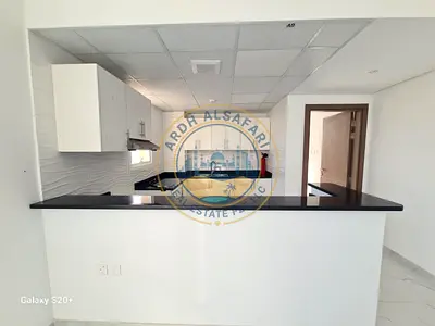 Lavish 1BHK Apartment with 2washrooms and covered parking