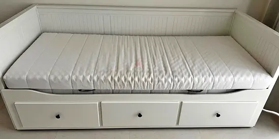 Ikea Day bed with mattress available in perfect condition