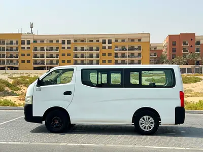 2015 Nissan URVAN — фото 8