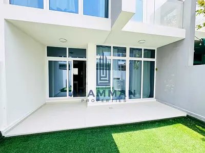 منزل تاون هاوس بثلاث غرف نوم، وحدة سكنية بحالة ممتازة