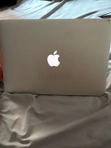 Apple MacBook Air (2017)