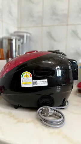 Electric pressure rice cooker