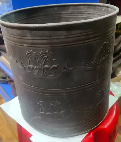 Metal Decorative pot 30cm height,30cm length