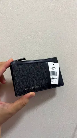 Michael Kors slim zip wallet (brand new)