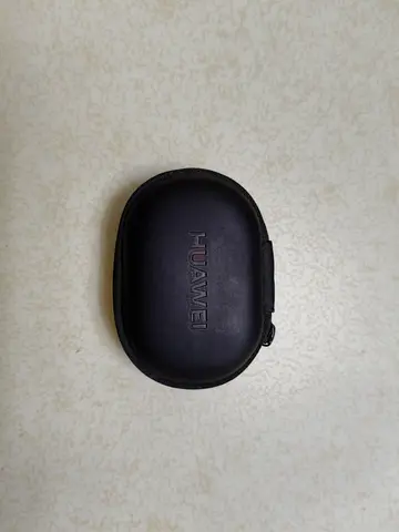 Huawei wireless earbuds hard zip case (protective carrying case)