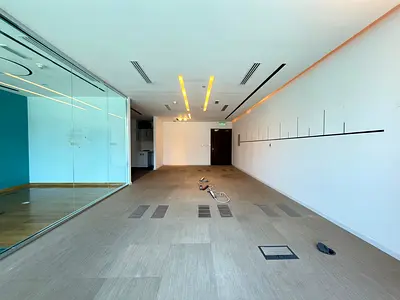 EXCLUSIVE | Spacious Mid-Floor Office | Full Canal View & Burj Khalifa View |
