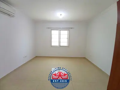 Luxurious Studio With Wardrobes Close To Bus Stop Mbz