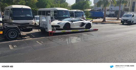 Car towing service