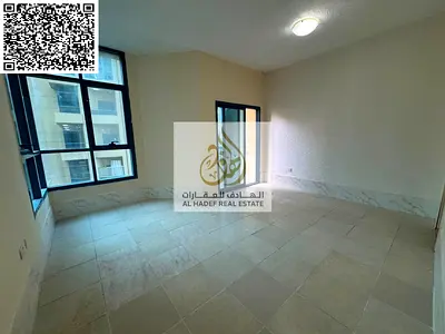 Two-bedroom apartment with a living room, plus a master maid's room. Separate living room, two balc