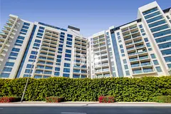 Lake View | Golf Course View | Balcony | Mid Floor