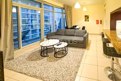 Spacious 1 Bed | Walk to Dubai Mall | City Views