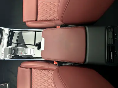 2025 AUDI S6 照片 11