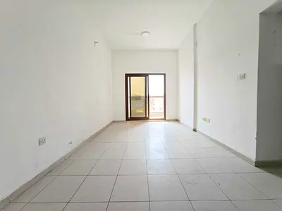 Spacious 1-BHK § Close To Metro § Neat & Clean