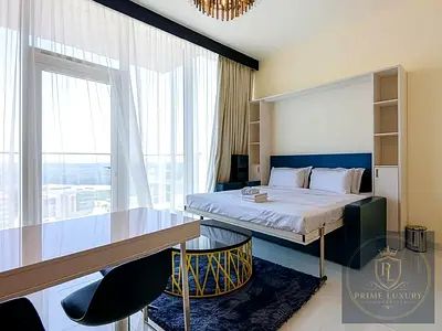Furnished-Downtown City View-Near Miracle Garden