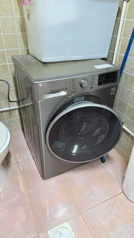 LG Front Load Washing Machine - 7kg (Good Working Condition)