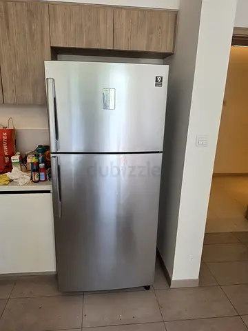 Samsung 720 liters Top Mount Freezer Freezer 80cm Width Size
