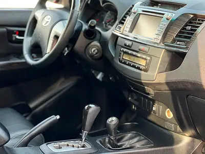 2015 Toyota FORTUNER — миниатюра 15