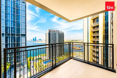 Vacant / 2 Balconies / Maids / Midfloor