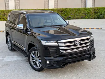 Toyota Land Cruiser VXR 2023 GCC Specs Interior and Exterior Excellent Condition