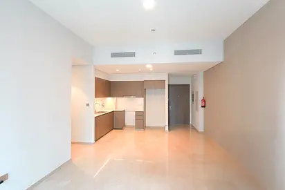 Partial Fountain View | Vacant | Unfurnished
