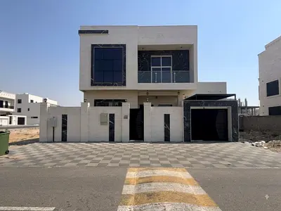 🏡 فيلا للإيجار في العامرة – عجمان  ✨ جاهزة للسكن 🚗 ارتداد كبير أمام الفيلا، مناسب لمواقف السيارات