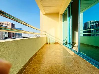 WALKING DISTANCE TO METRO STATION LUXURIOUS 3BHK WITH EXTRA STORE ROOM AVAILABLE WITH ALL AMENITIES