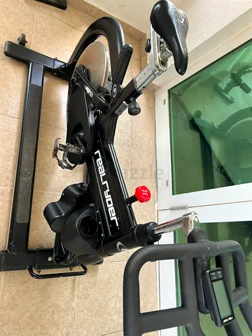 RealRyder ABF8 Indoor Cycle – Professional Exercise Bike