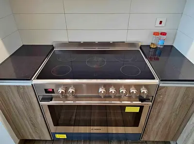 Bosch Series 8 Electric Ceramic Cooking Range 90x6cm With Dual Fan Excellent Condition