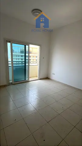 1 BR Apartment in Al Majaz3 with Landmark View