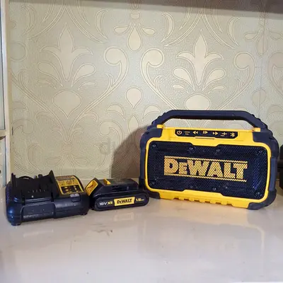 Dewalt DCR010 Cordless Job Sit Speaker 12v/20v Max