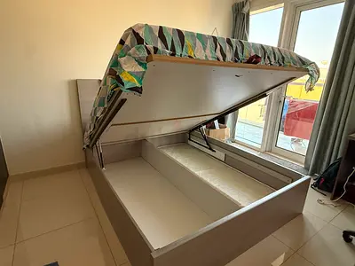 Queen size bed with storage