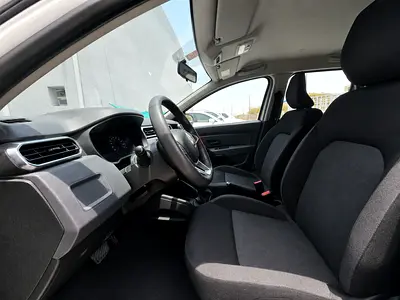 Renault Duster 2023 SE | GCC Specs | Low Mileage | Excellent Condition
