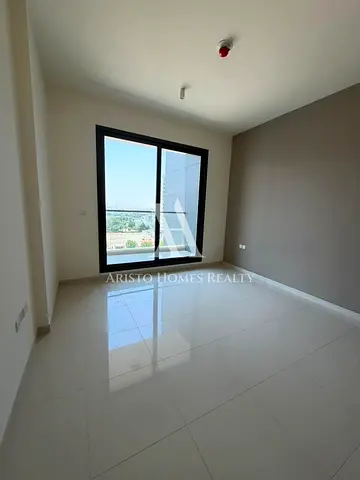 BRIGHT 1BR | CITY & PARK VIEWS | BALCONY | MAS TOWER