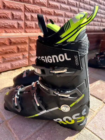 Rossignol alpine ski boots - size available, good used condition