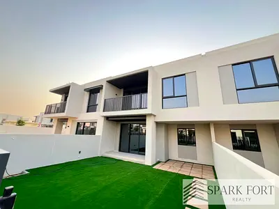 Brand new| 4Bed+Maid | Near pool | Corner unit