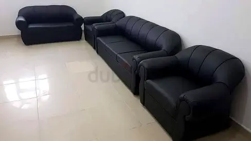 Black Leather 3-Seater Sofa with 2 Armchairs and Loveseat - Good Condition